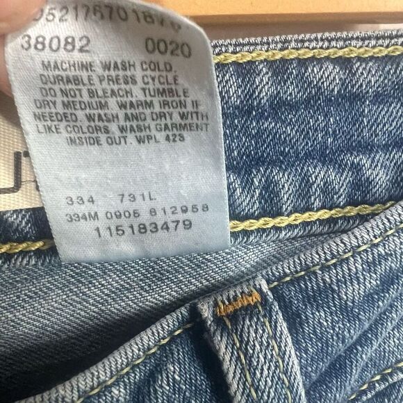 Levi's 518 Superlow Boot Cut Jeans Juniors size 9 M Distressed Denim - Picture 8 of 8